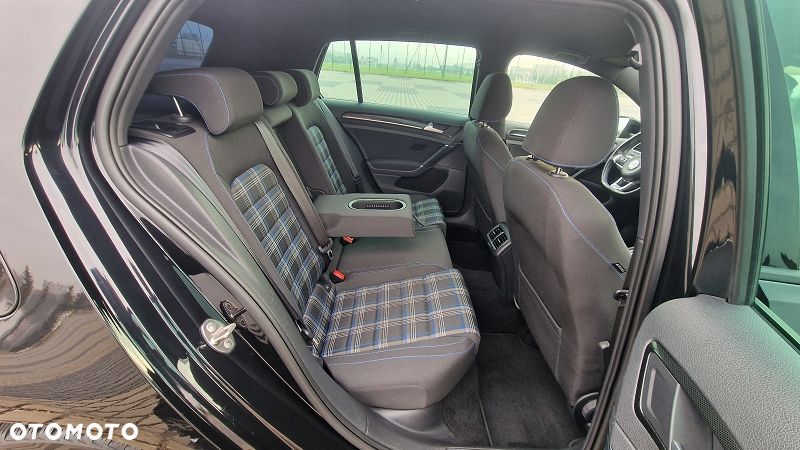 Volkswagen Golf 1.4 GTE Plug-In-Hybrid DSG - 29