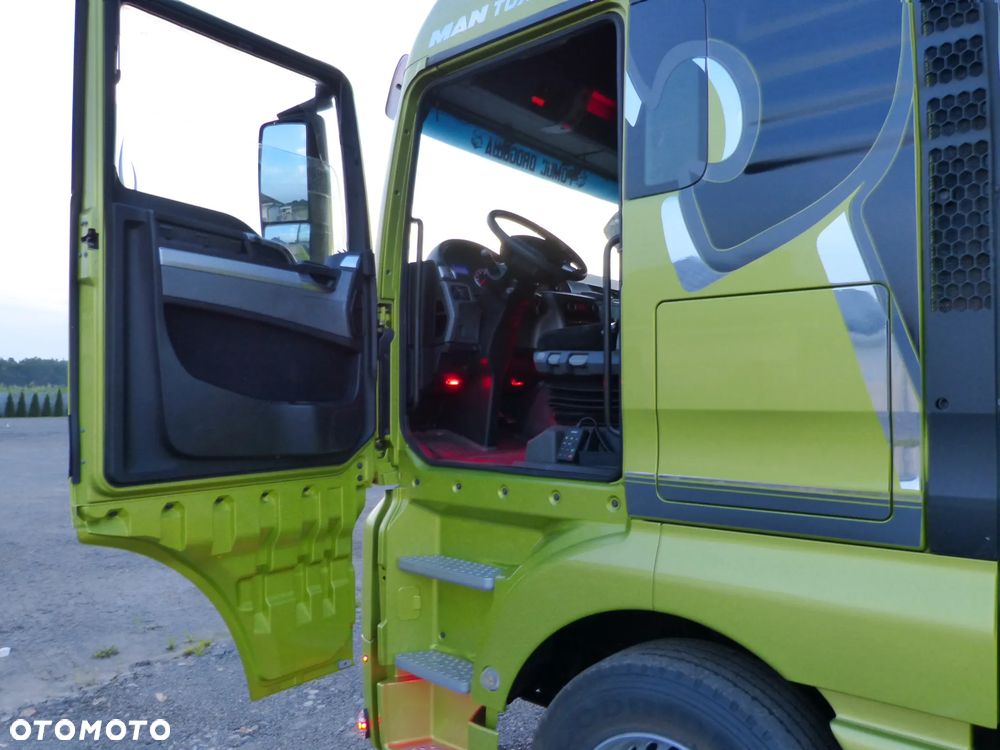 MAN TGX 18.400 POMOC DROGOWA / AUTOLAWETA / SPECJALNY / WERSJA TOP /  NOWY NAJAZD LORH 8.2 M / EURO 6 - 32