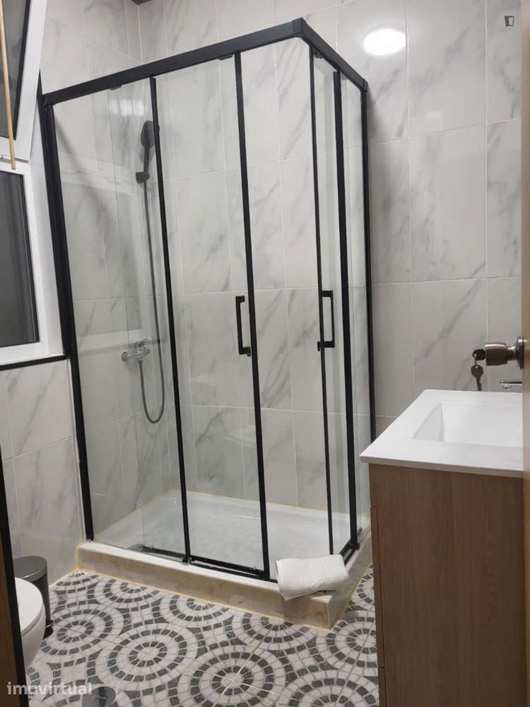 Apartamento com 5 quartos - localizado em Intendente Lisbon - Grande imagem: 2/60