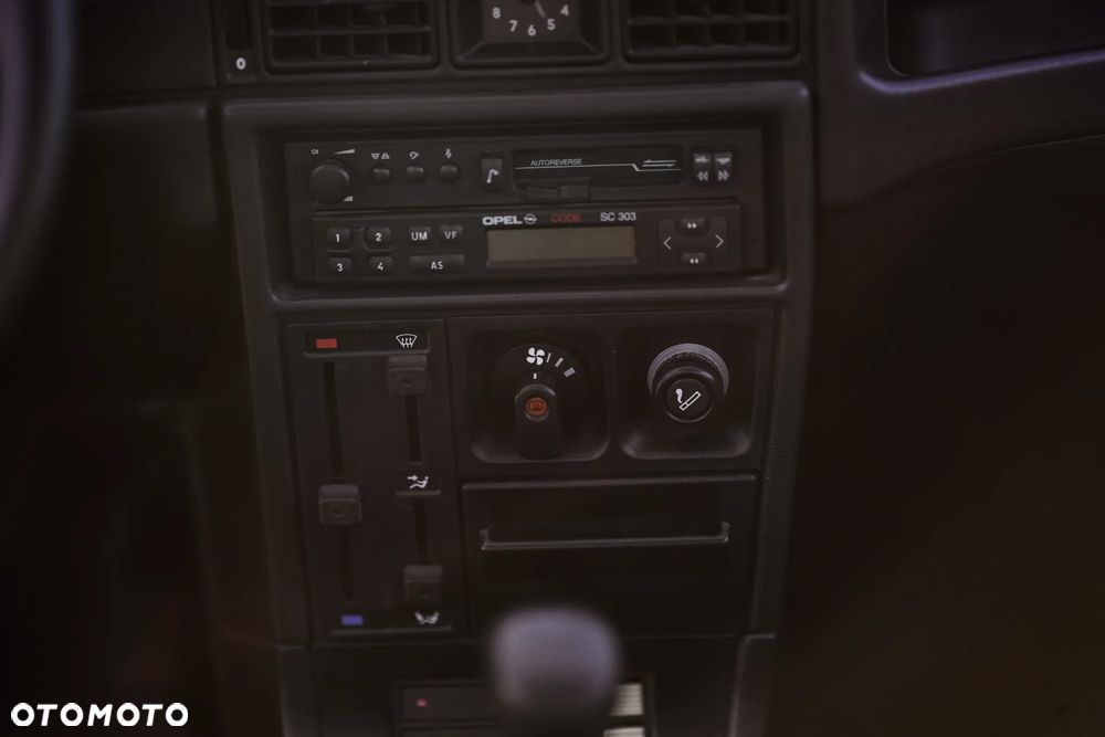 Opel Kadett 1.3 - 26