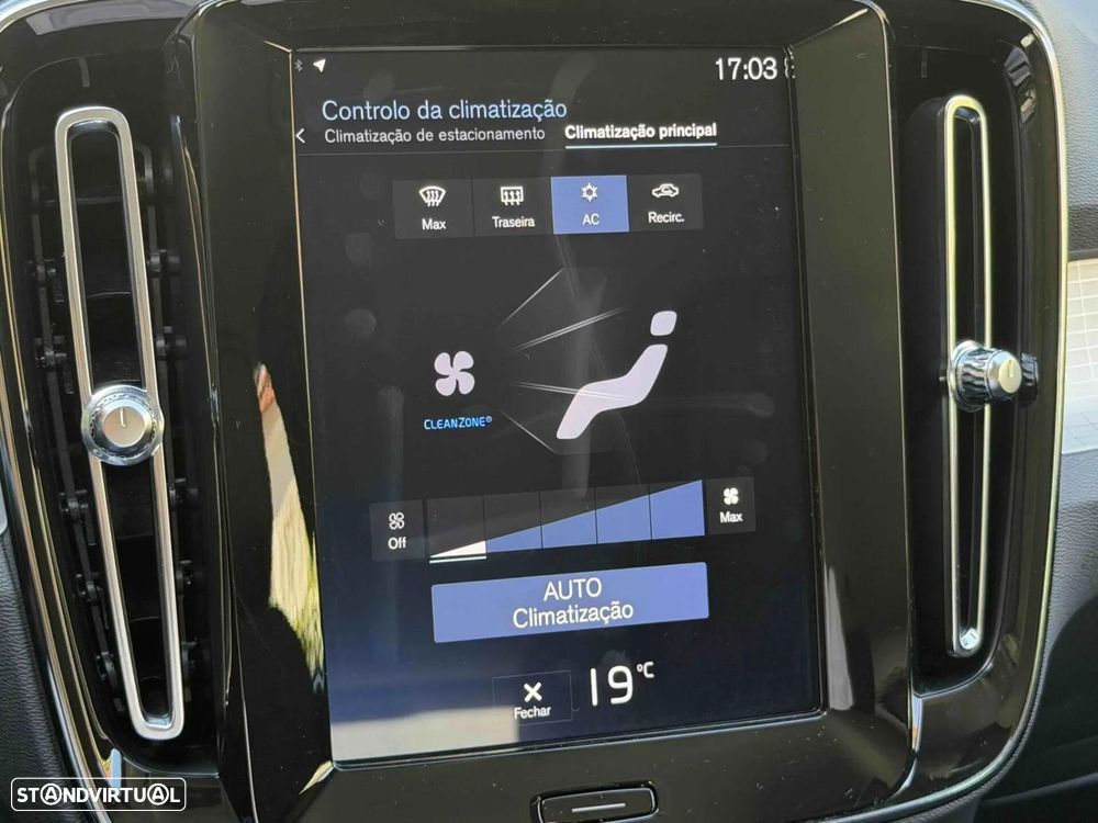 Volvo XC 40 1.5 T3 Momentum Plus Geartronic - 48