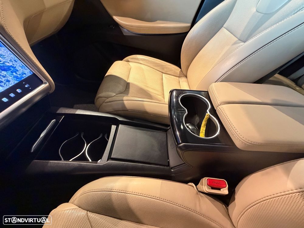 Tesla Model X P100D - 26