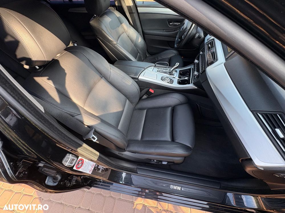 BMW Seria 5 520d xDrive - 27