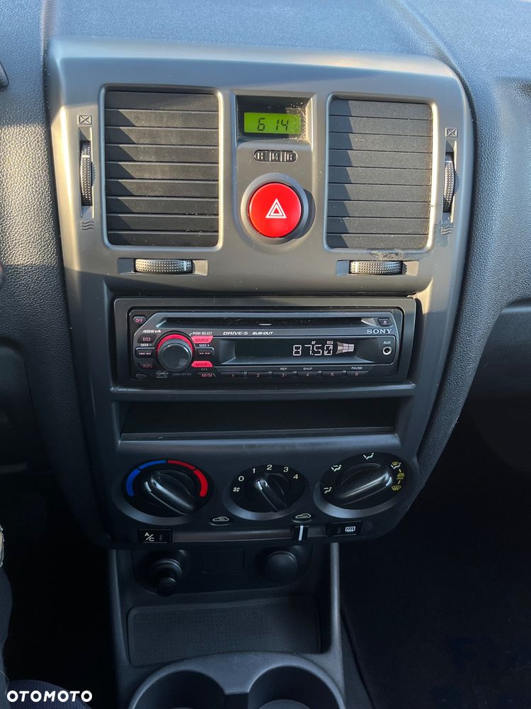 Hyundai Getz 1.1 More / Comfort - 9