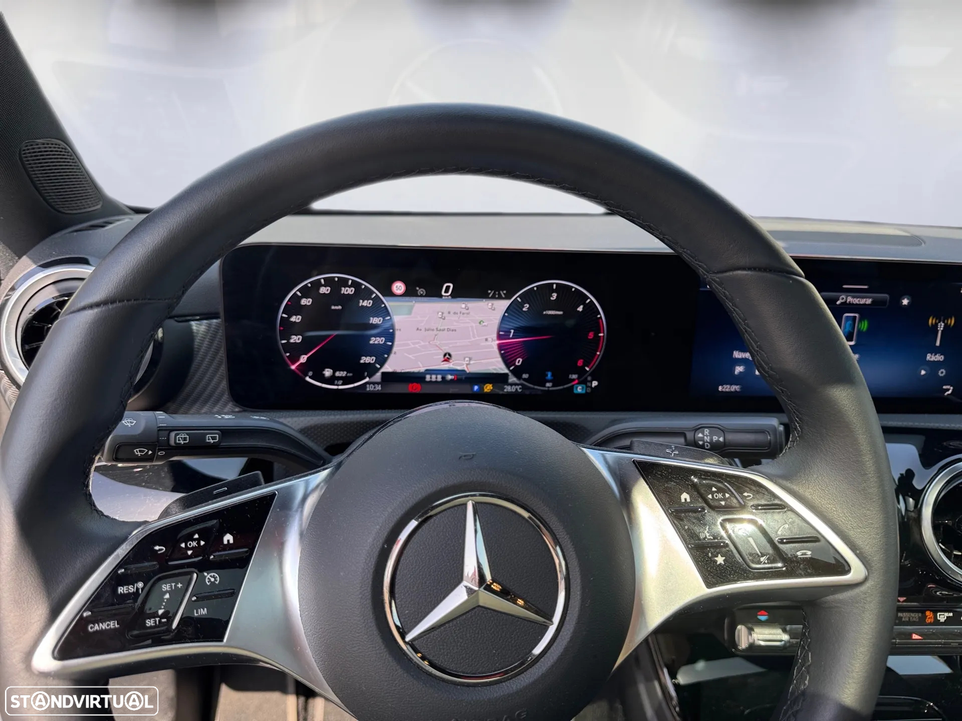 Mercedes-Benz A 180 d - 18