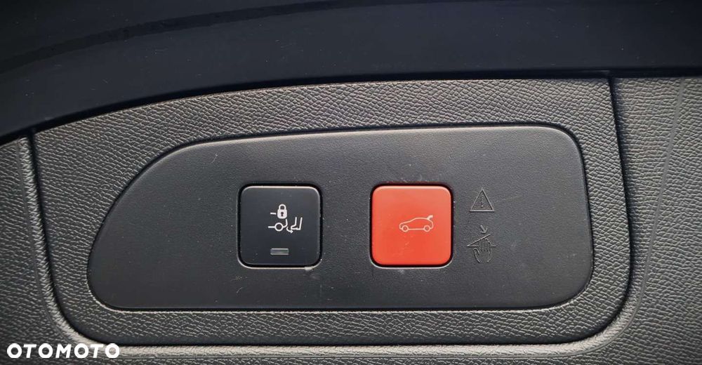 DS Automobiles DS 7 Crossback 2.0 BlueHDi Performance Line + - 21