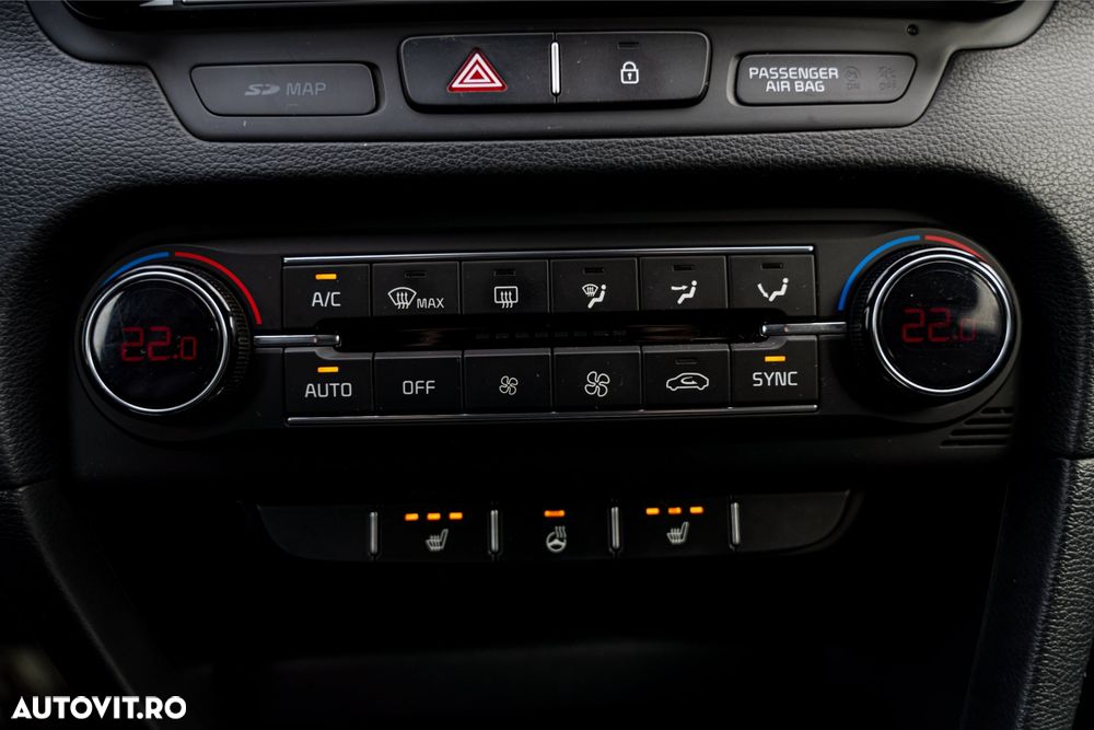 Kia Ceed 1.6 CRDi DCT GT Line - 28