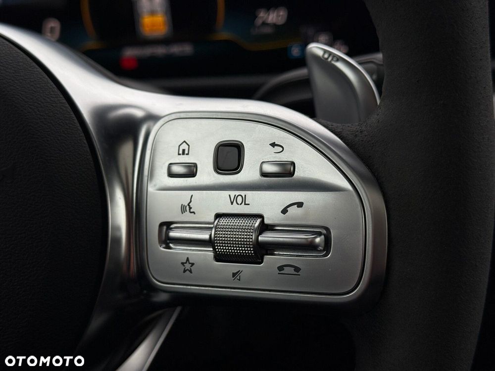 Mercedes-Benz Klasa A 35 AMG 4-Matic 7G-DCT - 18