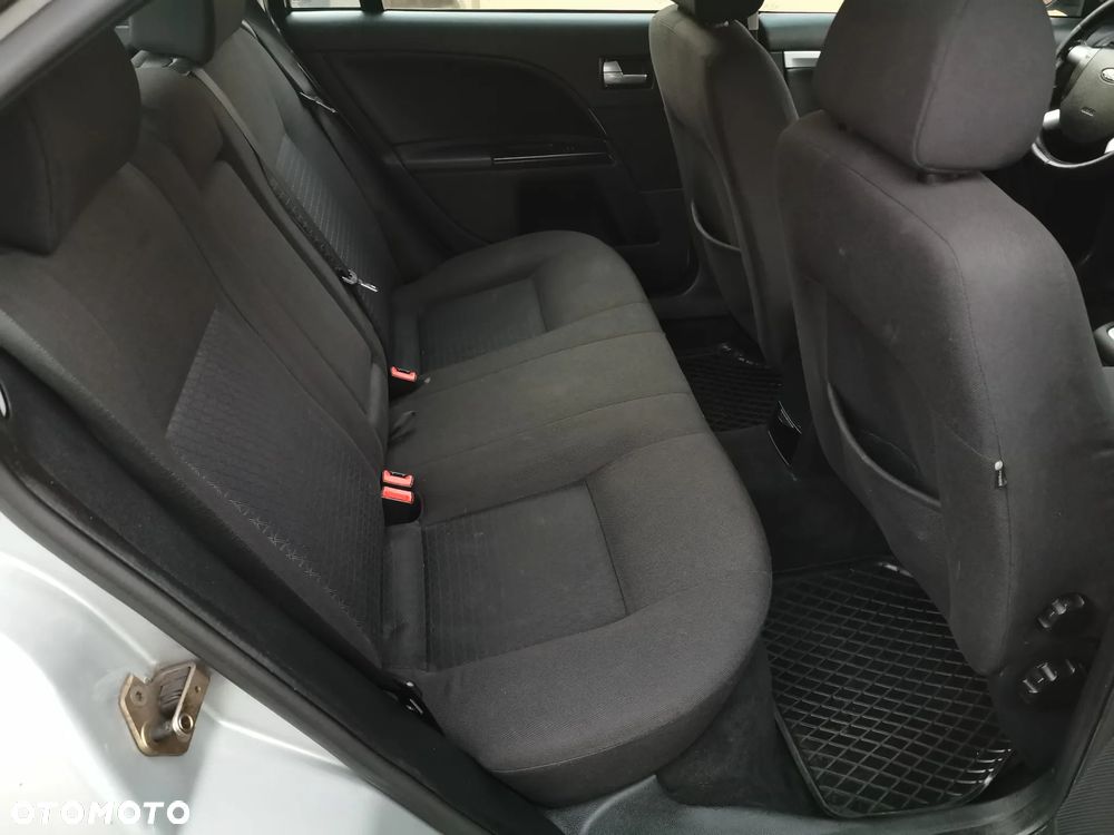 Ford Mondeo 1.8 Viva - 18