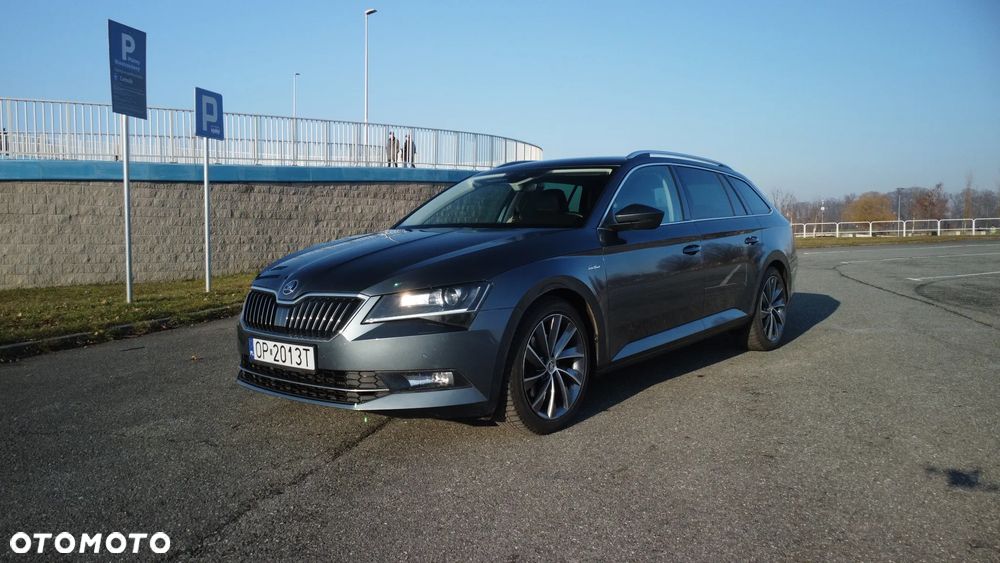Skoda Superb 2.0 TDI SCR 4x4 L&K DSG - 10