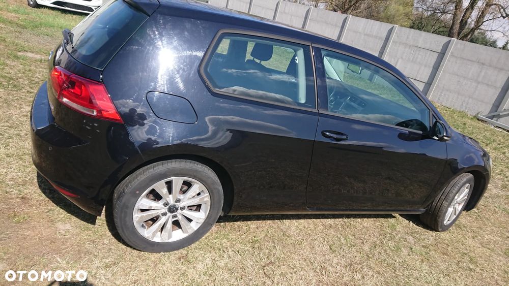 Volkswagen Golf - 28