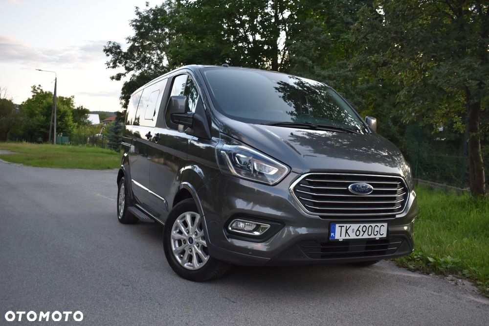 Ford Tourneo Custom 2.0 EcoBlue L1 Titanium - 11