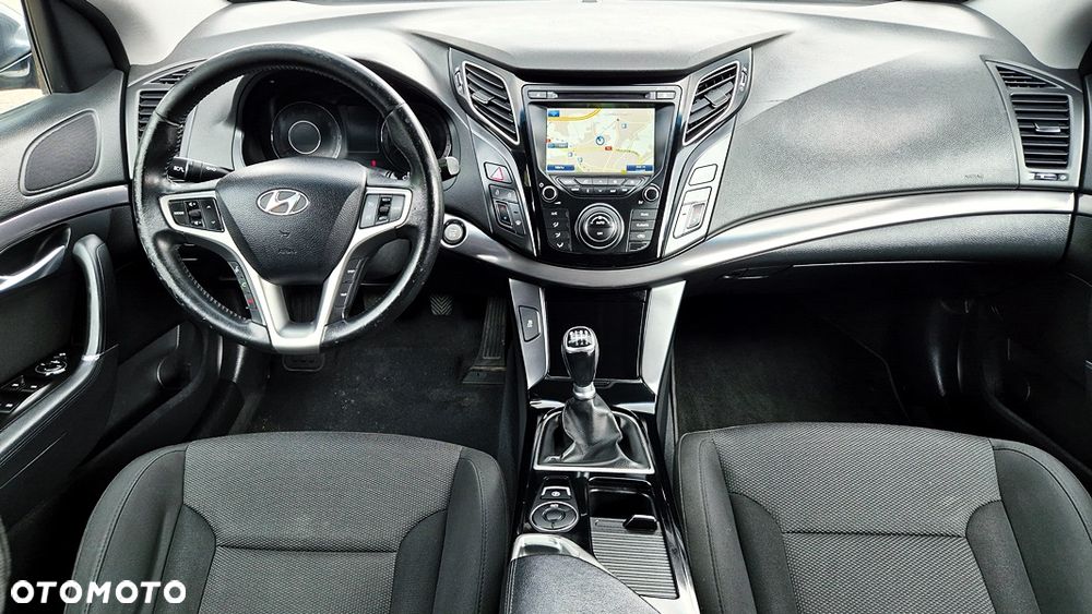 Hyundai i40 1.6 GDI Comfort + - 34