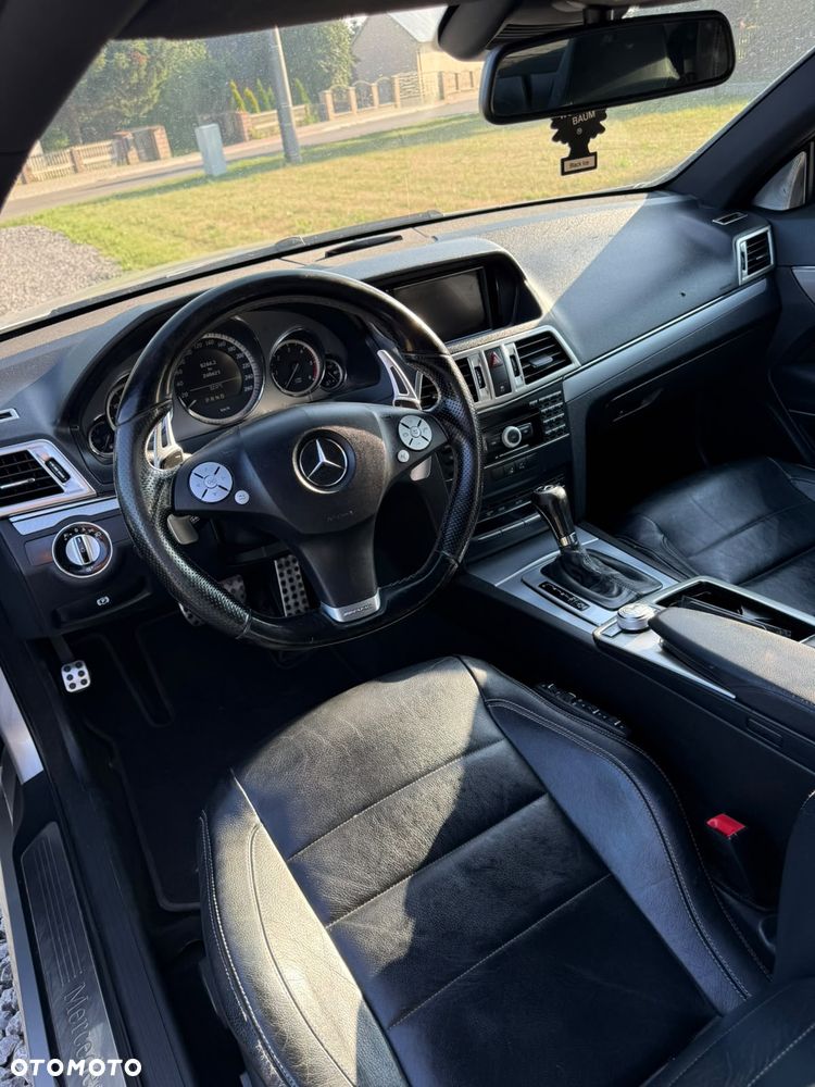 Mercedes-Benz Klasa E 350 CDI BlueEff - 13