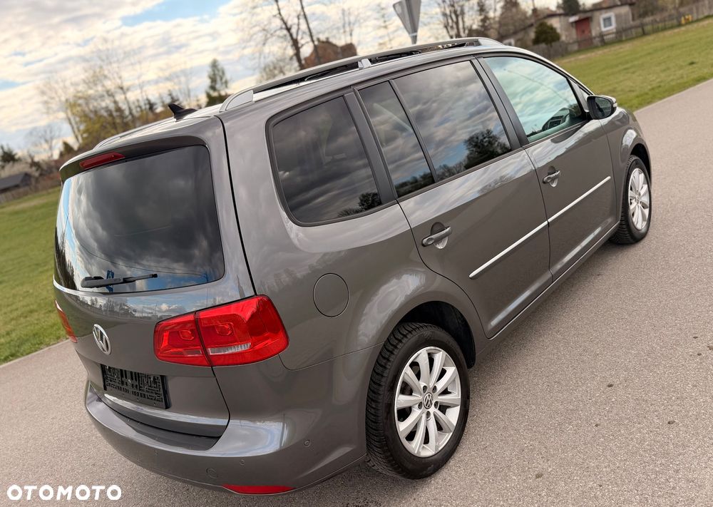Volkswagen Touran 2.0 TDI DPF DSG Trendline - 6