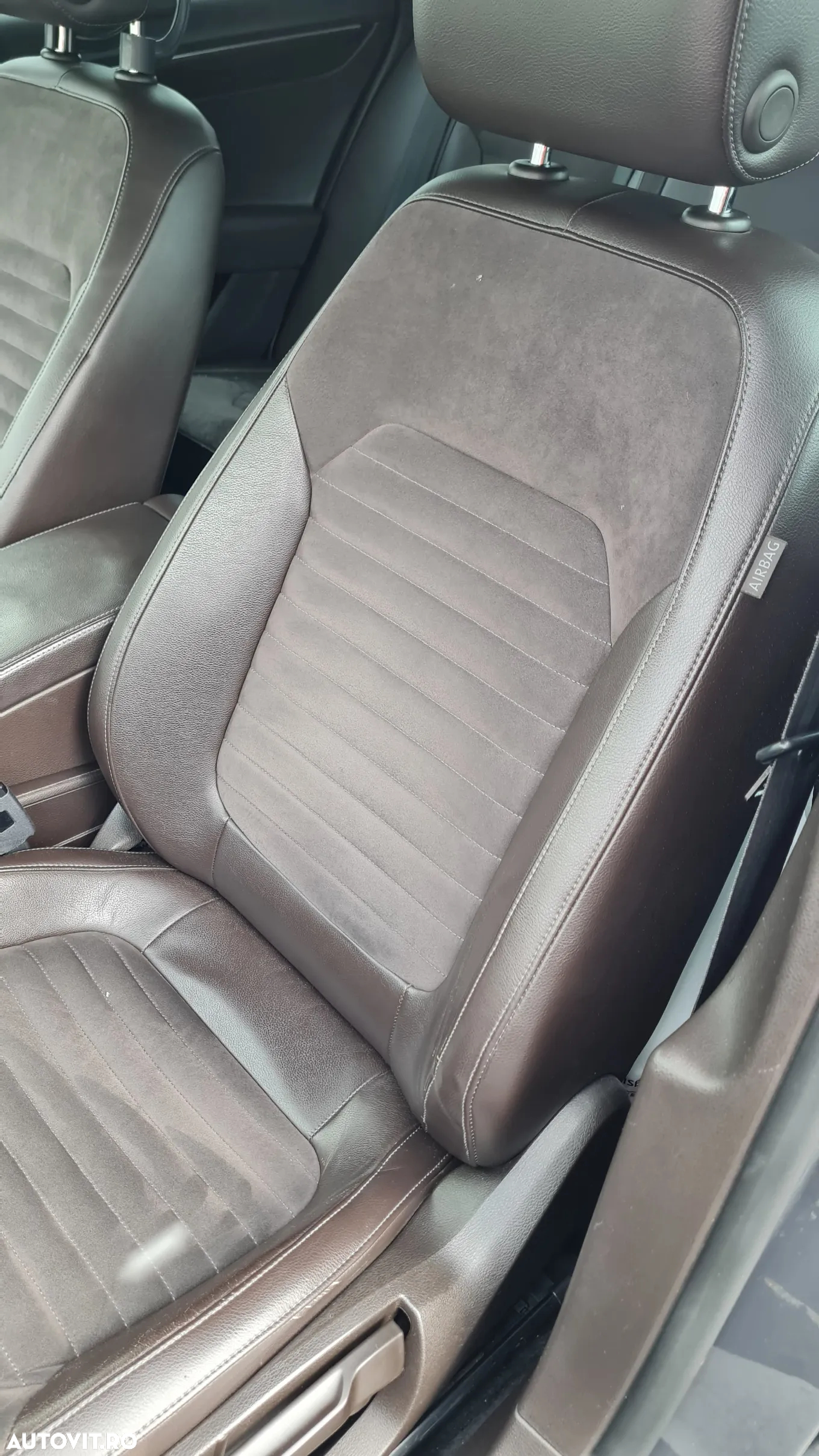 Volkswagen Passat Variant 2.0 TDI 4Motion DSG BlueMotion Tech Comfortline - 6