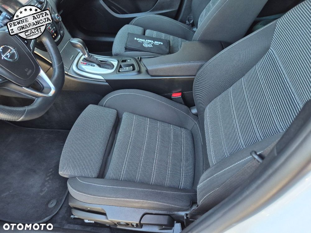 Opel Insignia - 12