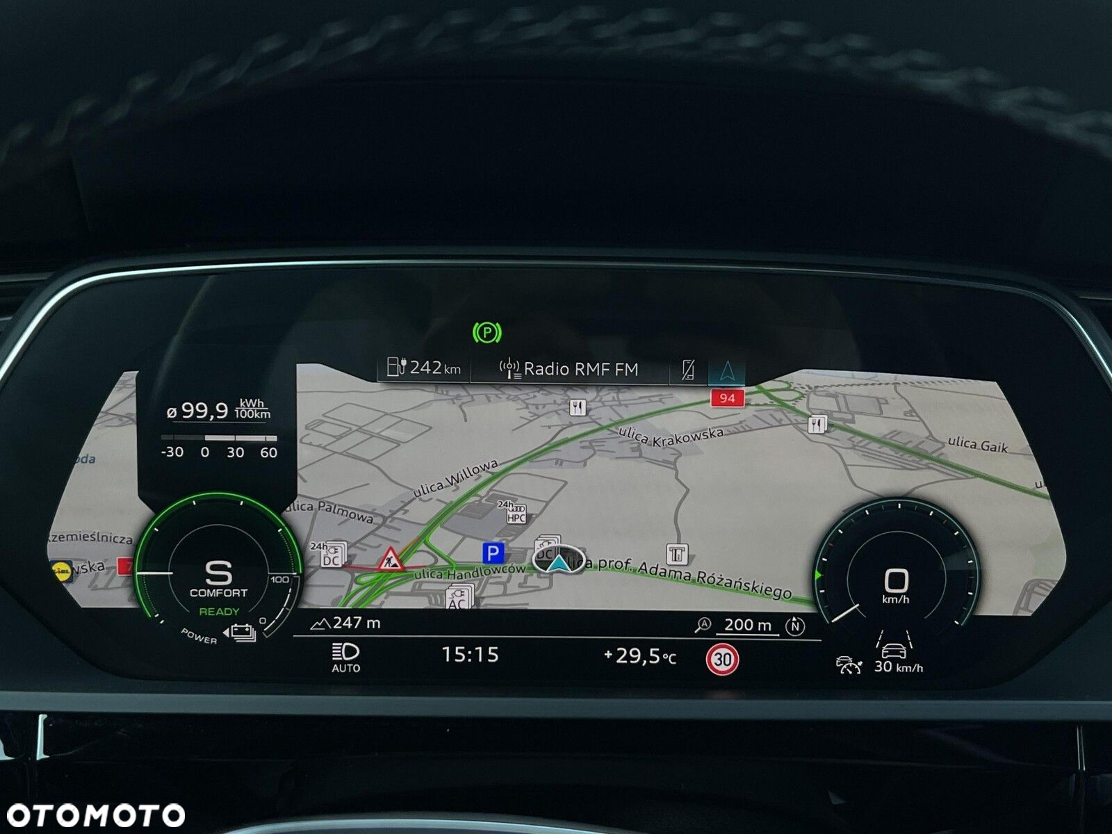 Audi e-tron - 21