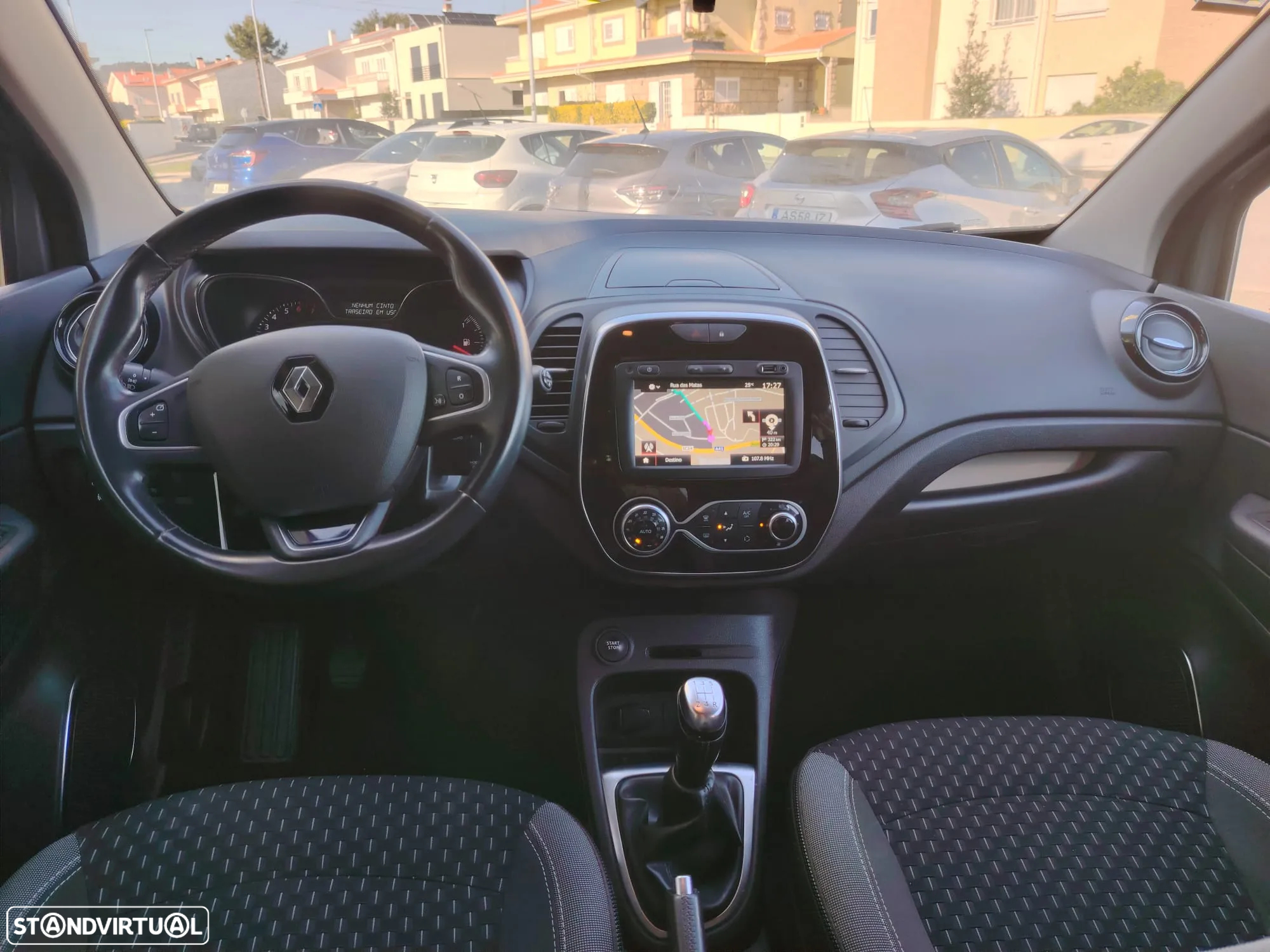 Renault Captur 0.9 TCE Exclusive - 3
