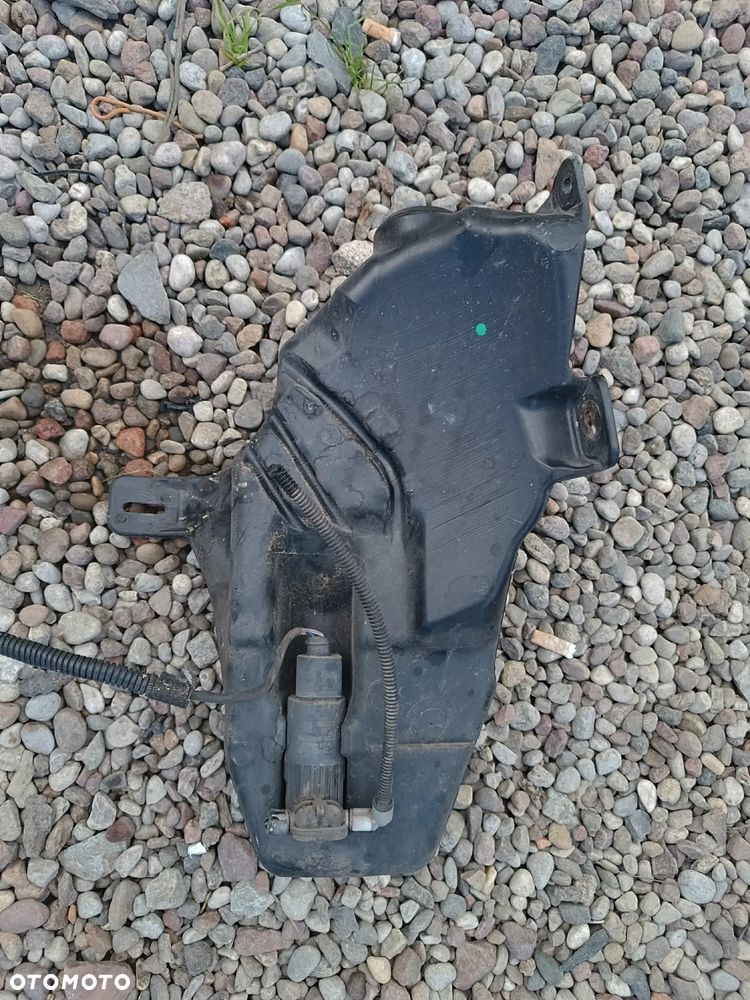 ZBIORNICZEK SPRYSKIWACZY KOMPLETNY 13260579 opel astra j iv 2011r - 1