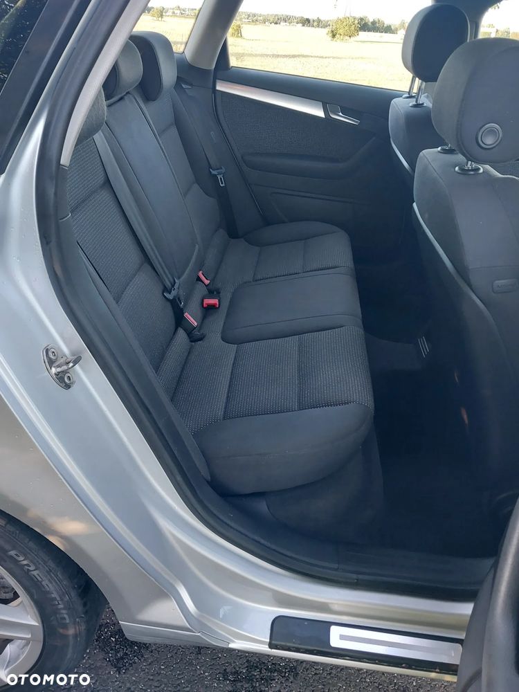 Audi A3 Sportback 2.0 TDI Ambiente S tronic - 13