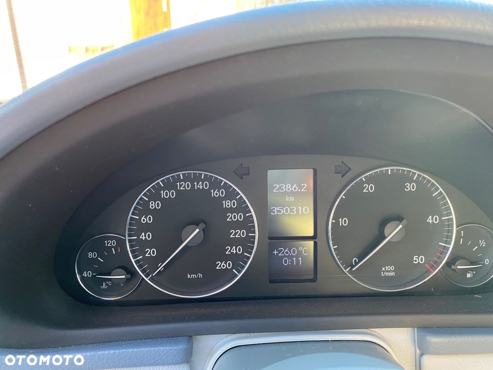 Mercedes-Benz Klasa C 200 CDI Avantgarde DPF - 15
