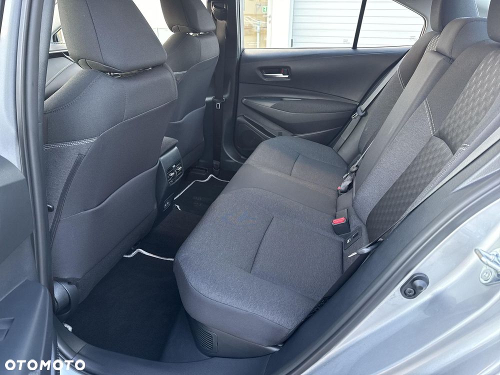 Toyota Corolla 1.8 Hybrid Comfort - 12