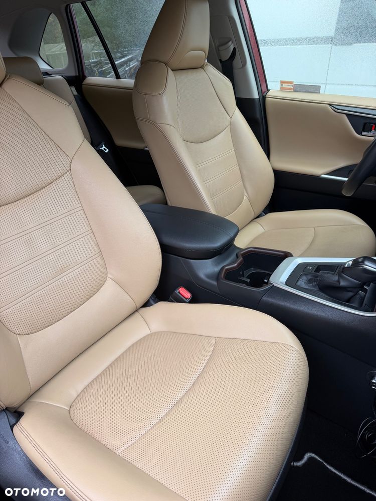 Toyota RAV4 - 32