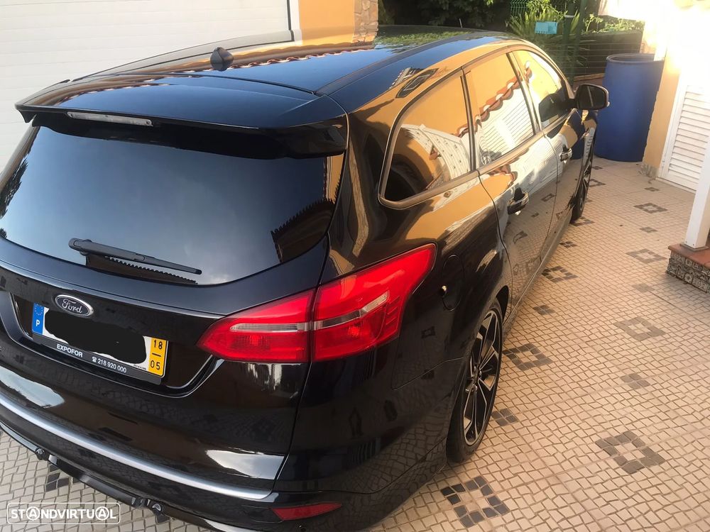 Ford Focus SW 1.5 TDCi ST-Line - 2