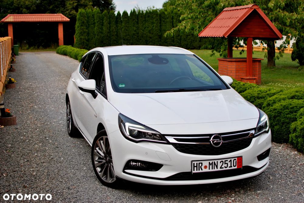 Opel Astra 1.4 T Sport S&S - 17