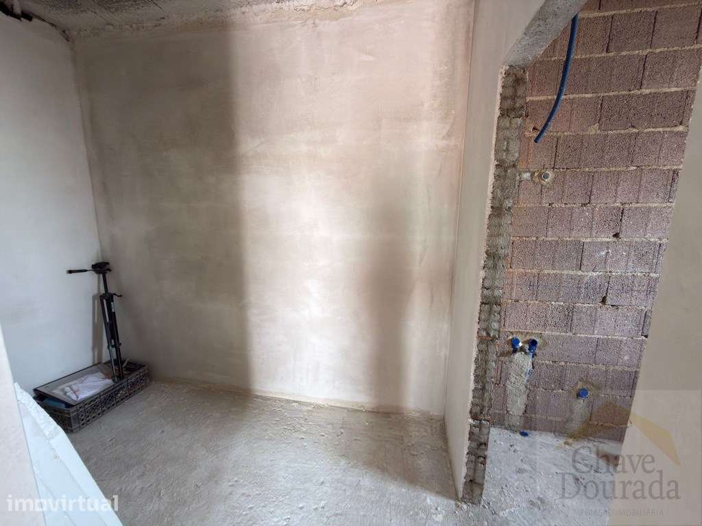 Apartamento T3+1 com garagem, na Mealhada - Grande imagem: 3/15