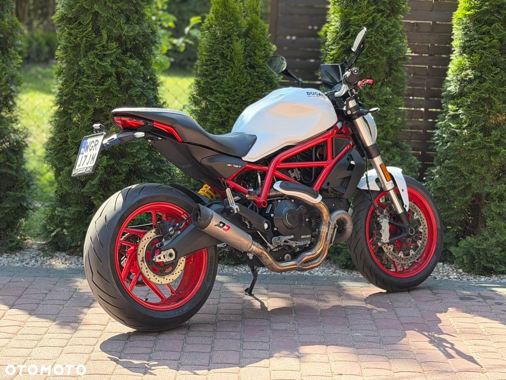 Ducati Monster - 4