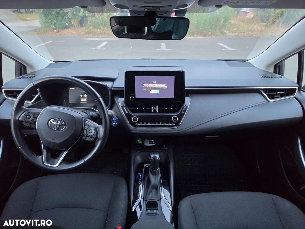 Toyota Corolla - 5