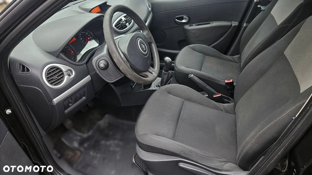 Renault Clio 1.2 16V Dynamique - 10