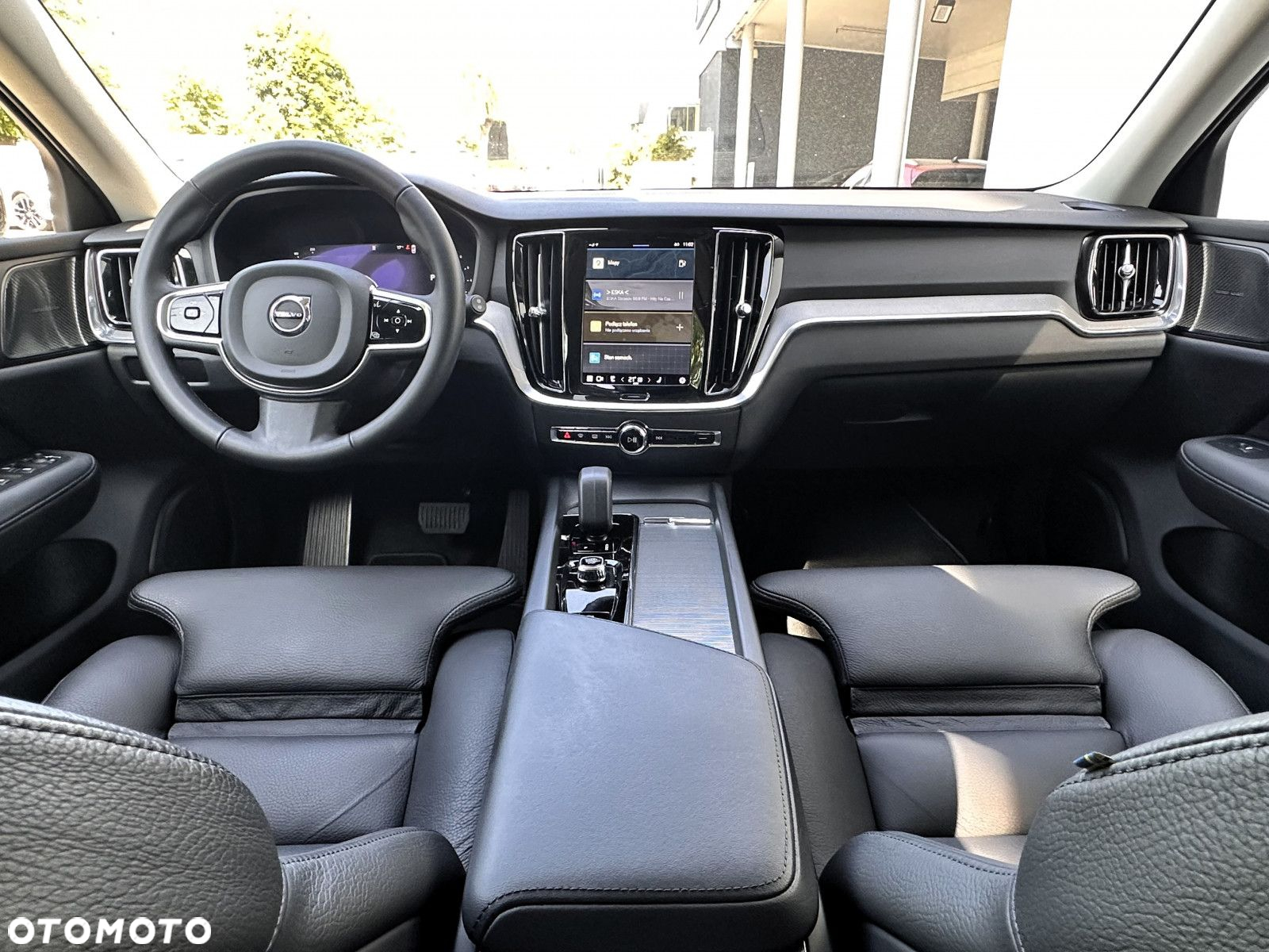Volvo V60 Cross Country - 18