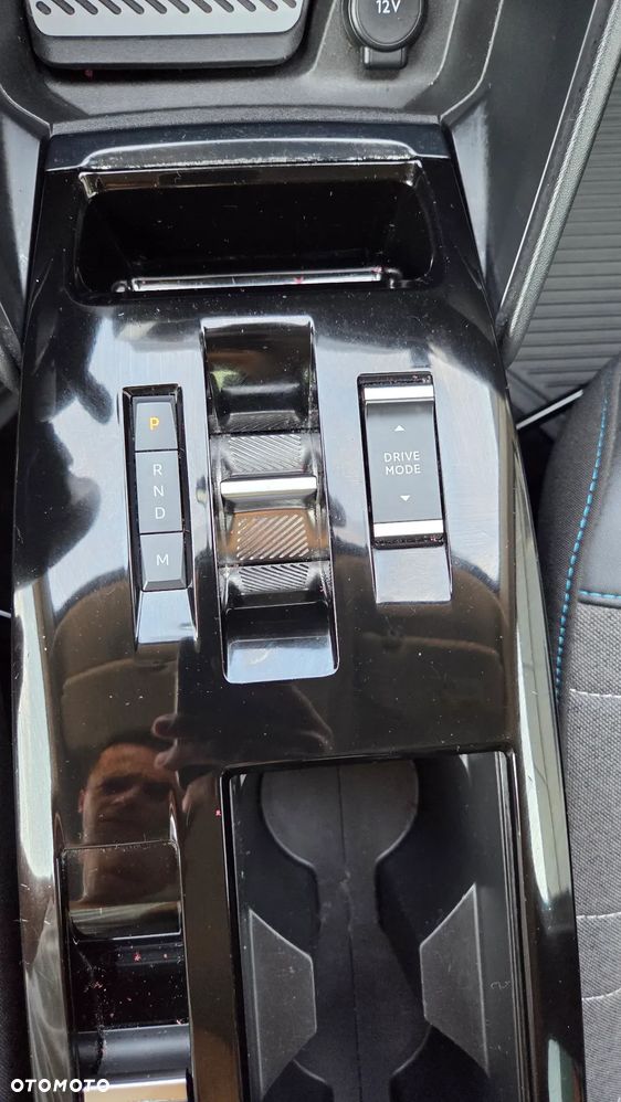Citroën C4 BlueHDi 130 Stop&Start EAT8 FEEL PACK - 29