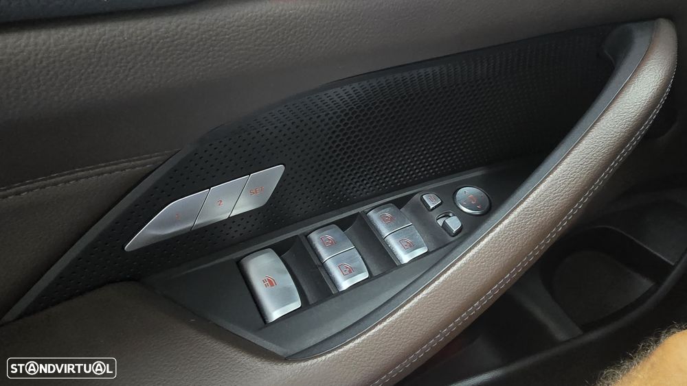 BMW 420 d Pack Desportivo M Auto - 28