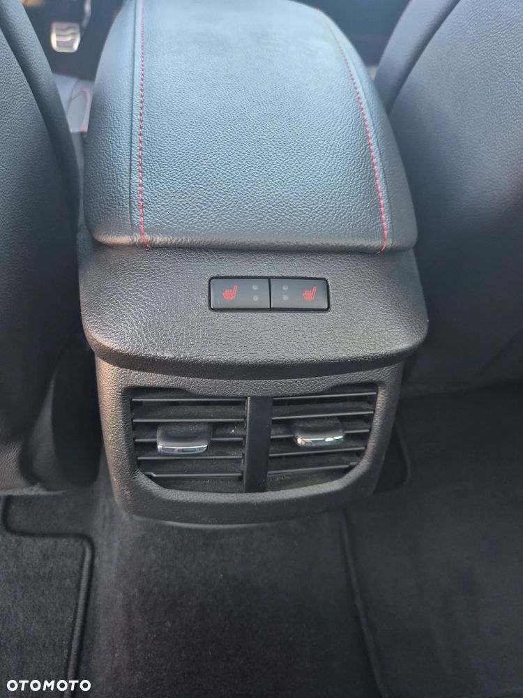 Ford Mondeo 1.5 EcoBoost ST-Line X - 21