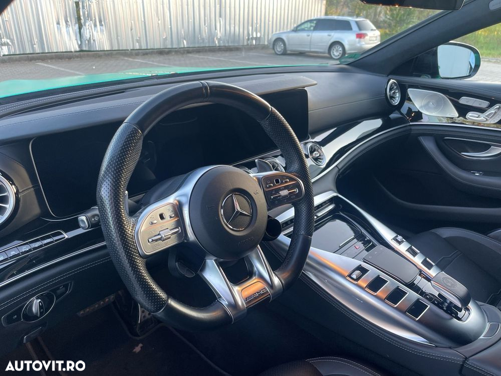 Mercedes-Benz AMG GT-S 63 4MATIC+ - 15
