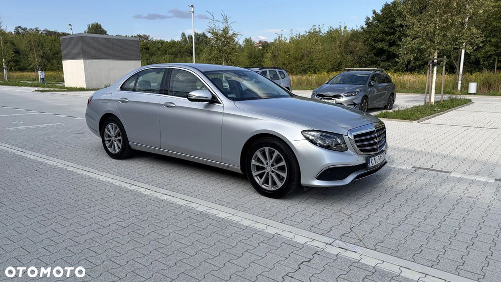 Mercedes-Benz Klasa E 220 d 9G-TRONIC - 6