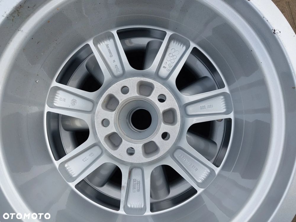Felgi Ronal CENTRA 5x120 et13  BMW 5 E39 E34 7 E38 E32 8 E31, 17" 4x8,5" - 6