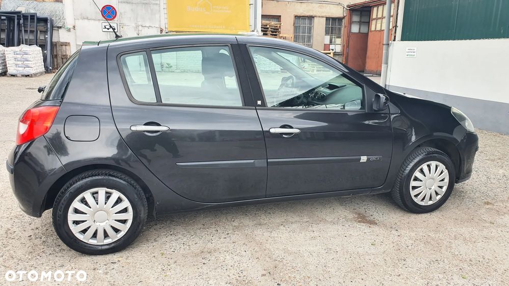 Renault Clio 1.5 dCi Extreme - 15