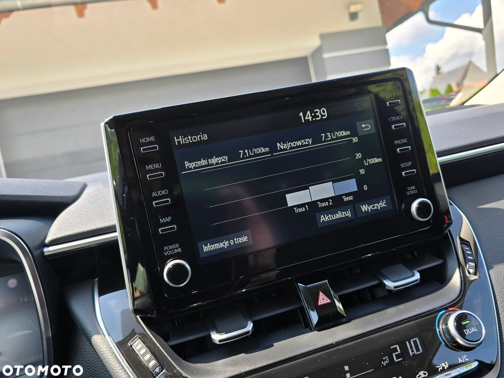 Toyota Corolla 1.6 Comfort - 17
