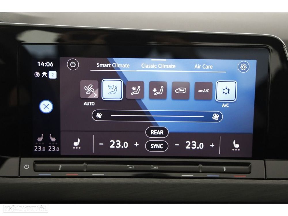 VW Golf 1.4 TSI e-Hybrid DSG - 38