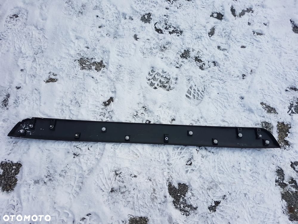 TOYOTA RAV4 V 18- LISTWA KLAPY BLENDA - 2