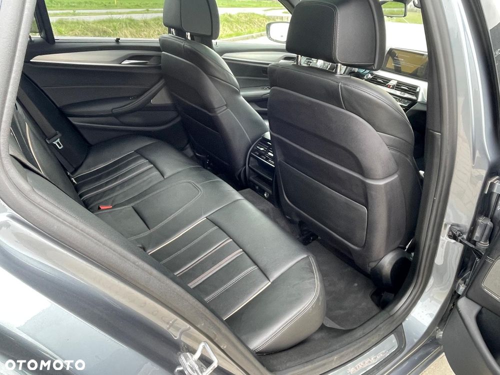 BMW Seria 5 520d xDrive Luxury Line - 21