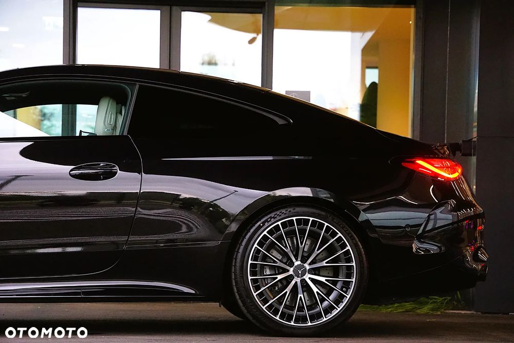 Mercedes-Benz CLE AMG 53 mHEV 4-Matic+ - 24