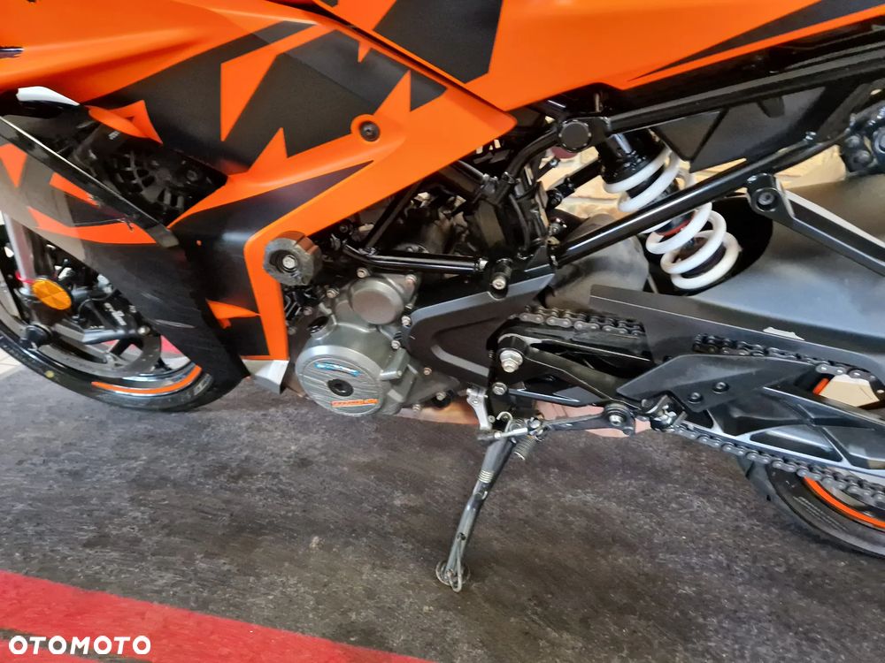 KTM RC 390 - 11