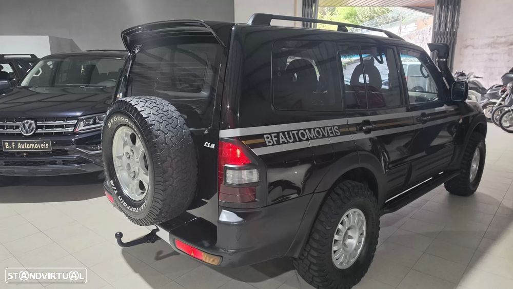 Mitsubishi Pajero 3.2 DI-D GLS ABS+TA Lg - 12