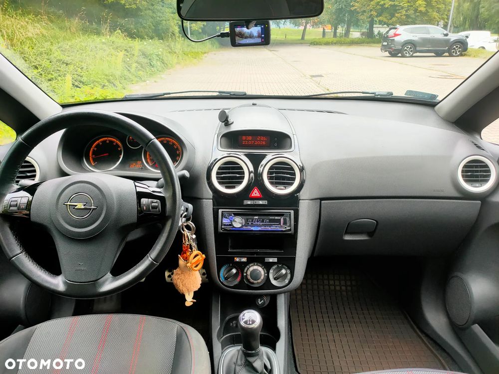 Opel Corsa - 12
